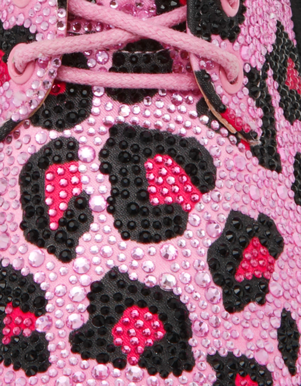 BRENDAN PINK/LEOPARD