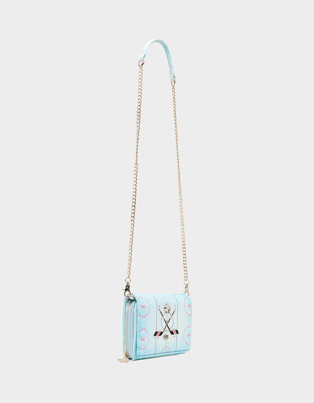 PUCKIN' AROUND WALLET ON CHAIN LIGHT BLUE